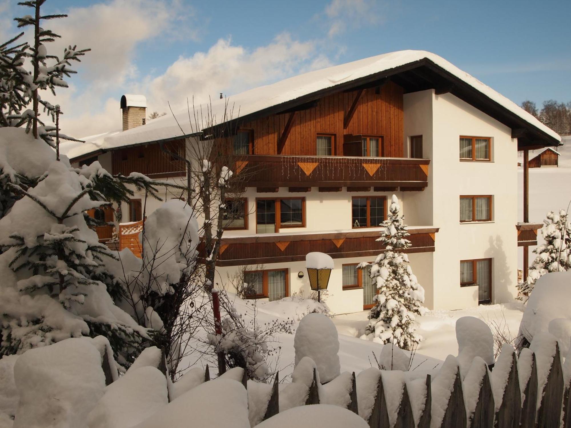 Gaestehaus Manuela - Familie Rantner Seefeld in Tirol Exterior foto